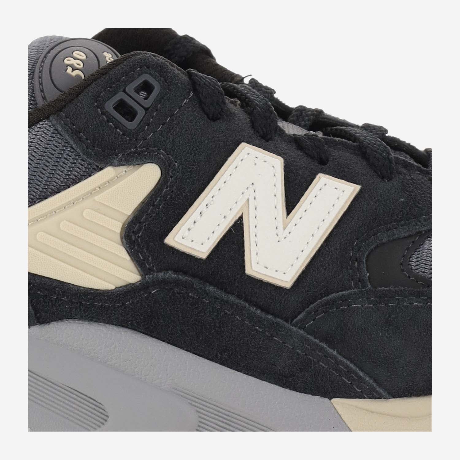 NEW BALANCE MT580ESC