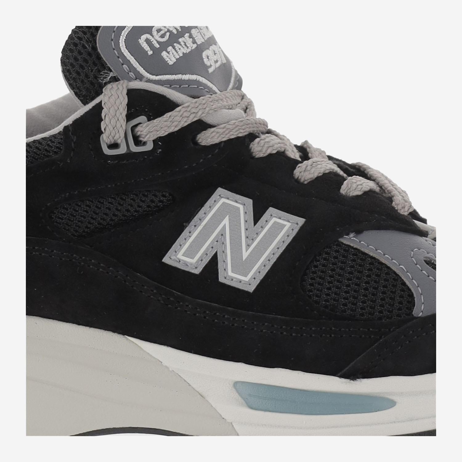 NEW BALANCE U991BK2